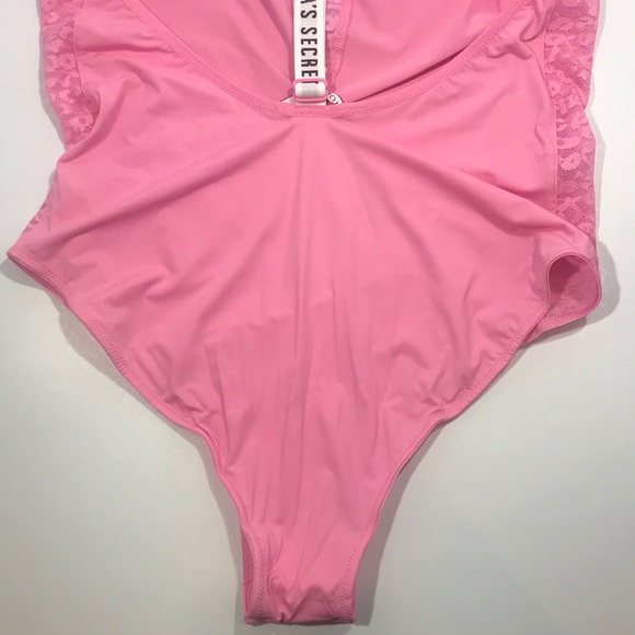 Victoria’s Secret Leopard Lace High-Neck Bodysuit - Picture 14 of 14